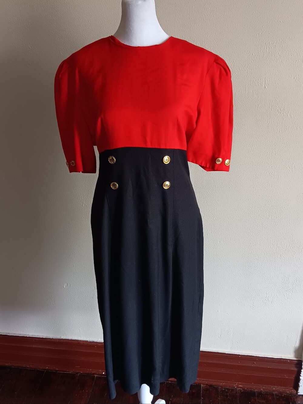 1980s Red & Black Vintage USA Union Tag, Midi Dress W/ Gold Buttons, Size 10